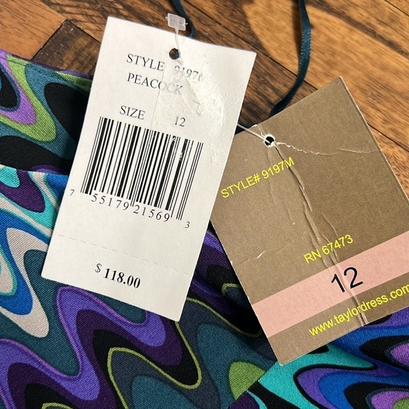 NWT Taylor Dress Halter Neck Sleeveless midi with swing hem Peacock Colors sz 12 - Picture 6 of 11